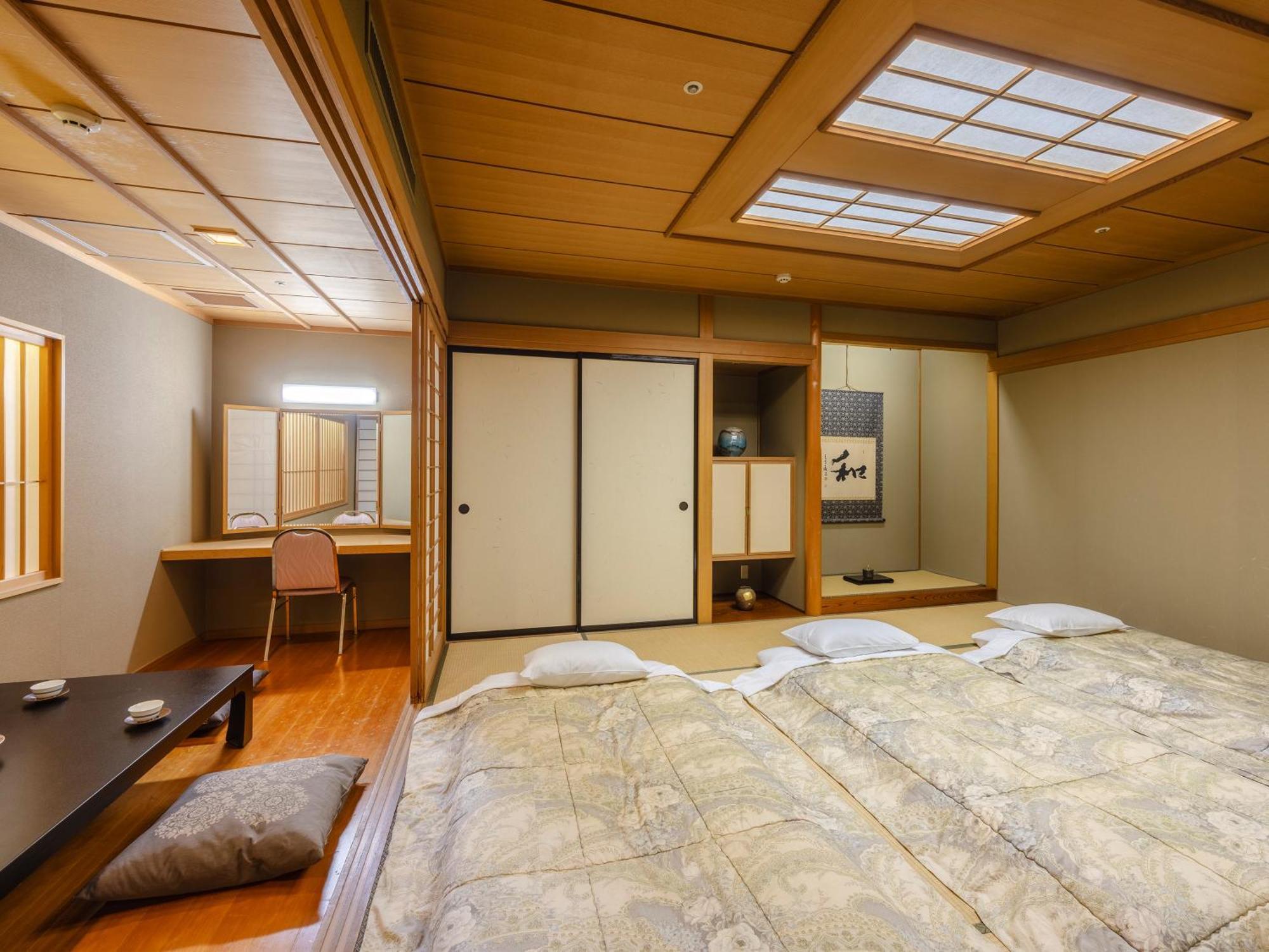Tsubamesanjo Washington Hotel Экстерьер фото